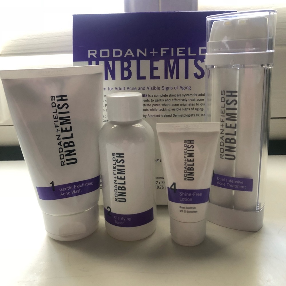 Rodan Fields Unblemish acne treatment kit